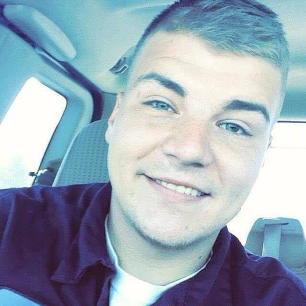 Meet your Posher, Robert